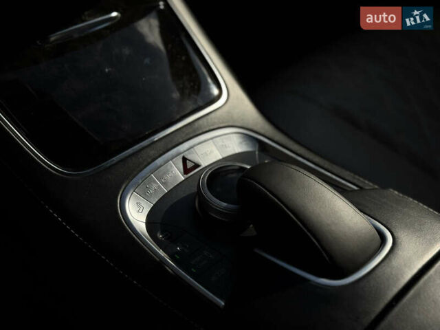 Чорний Мерседес С Клас, об'ємом двигуна 4.66 л та пробігом 226 тис. км за 33999 $, фото 11 на Automoto.ua