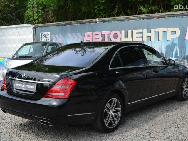 Черный Мерседес С Класс, объемом двигателя 3 л и пробегом 222 тыс. км за 19999 $, фото 7 на Automoto.ua