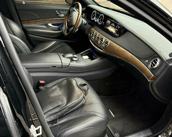 Чорний Мерседес С Клас, об'ємом двигуна 4.7 л та пробігом 131 тис. км за 28999 $, фото 12 на Automoto.ua