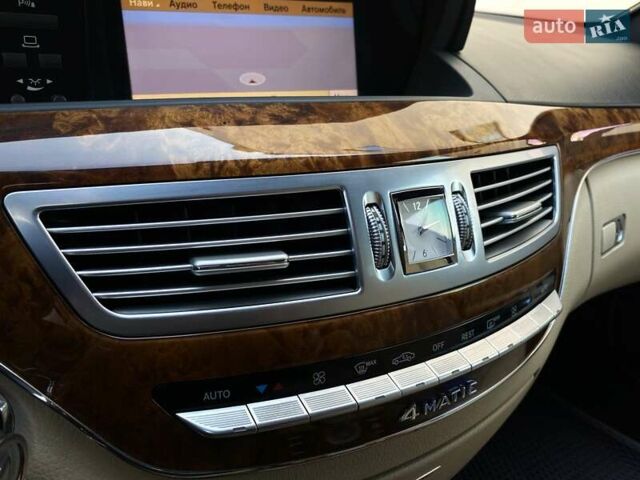 Черный Мерседес С Класс, объемом двигателя 3 л и пробегом 247 тыс. км за 17999 $, фото 40 на Automoto.ua