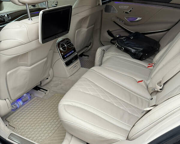 Черный Мерседес С Класс, объемом двигателя 4.7 л и пробегом 100 тыс. км за 37000 $, фото 5 на Automoto.ua