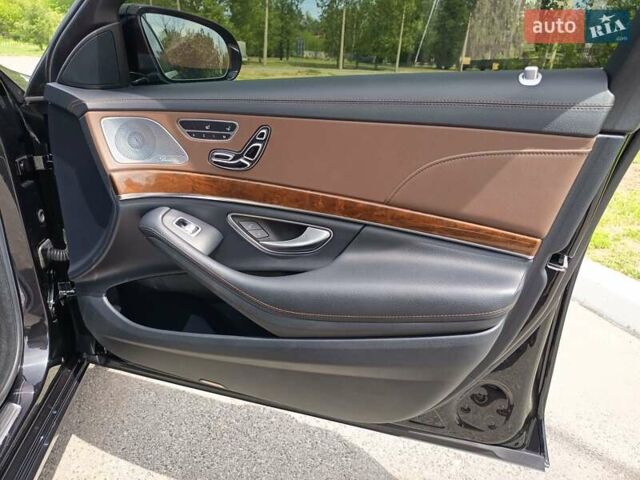 Черный Мерседес С Класс, объемом двигателя 4.66 л и пробегом 160 тыс. км за 36900 $, фото 6 на Automoto.ua