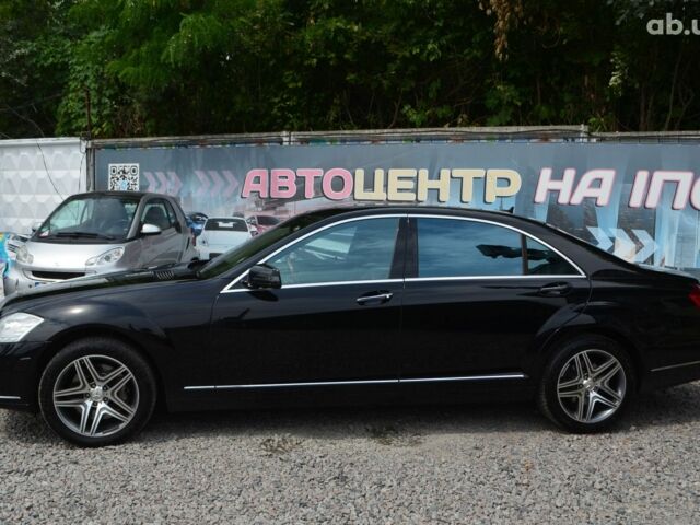 Черный Мерседес С Класс, объемом двигателя 3 л и пробегом 222 тыс. км за 19999 $, фото 17 на Automoto.ua