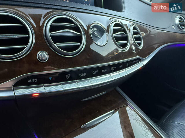 Чорний Мерседес С Клас, об'ємом двигуна 4.66 л та пробігом 195 тис. км за 27990 $, фото 73 на Automoto.ua