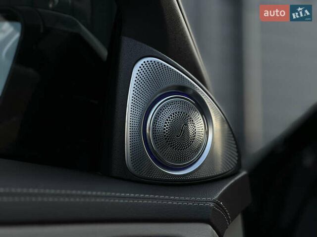 Черный Мерседес С Класс, объемом двигателя 4.66 л и пробегом 203 тыс. км за 28999 $, фото 30 на Automoto.ua