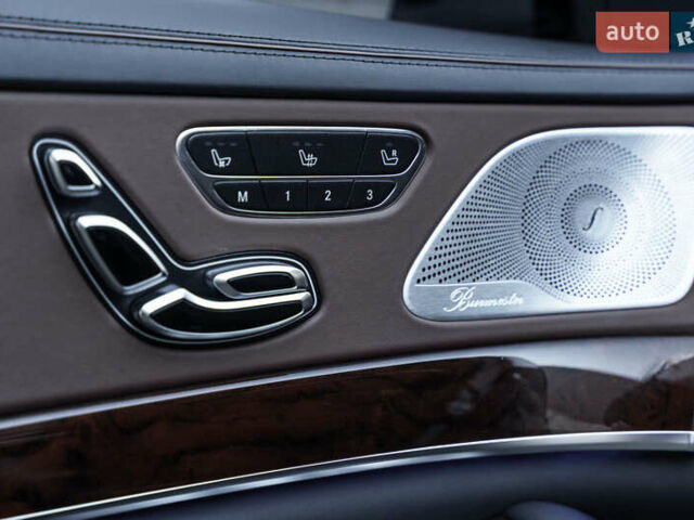 Черный Мерседес С Класс, объемом двигателя 4.66 л и пробегом 20 тыс. км за 50000 $, фото 14 на Automoto.ua