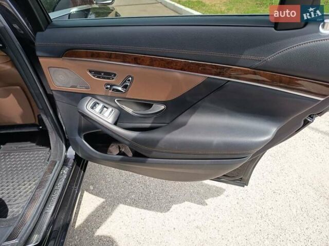 Черный Мерседес С Класс, объемом двигателя 4.66 л и пробегом 160 тыс. км за 36500 $, фото 22 на Automoto.ua