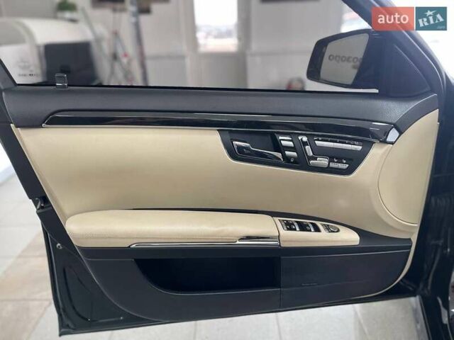 Черный Мерседес С Класс, объемом двигателя 2.14 л и пробегом 247 тыс. км за 22990 $, фото 17 на Automoto.ua