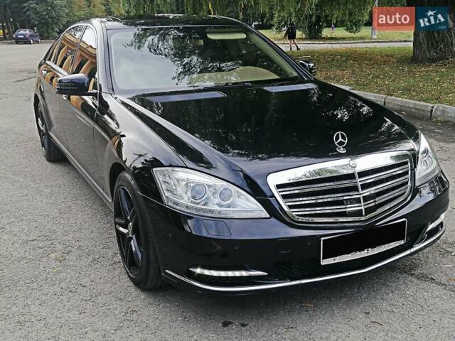 Черный Мерседес С Класс, объемом двигателя 5 л и пробегом 150 тыс. км за 23450 $, фото 7 на Automoto.ua