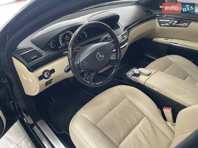 Черный Мерседес С Класс, объемом двигателя 2.14 л и пробегом 247 тыс. км за 22990 $, фото 20 на Automoto.ua