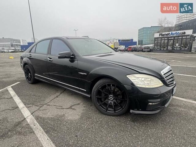 Черный Мерседес С Класс, объемом двигателя 4.66 л и пробегом 231 тыс. км за 17000 $, фото 7 на Automoto.ua