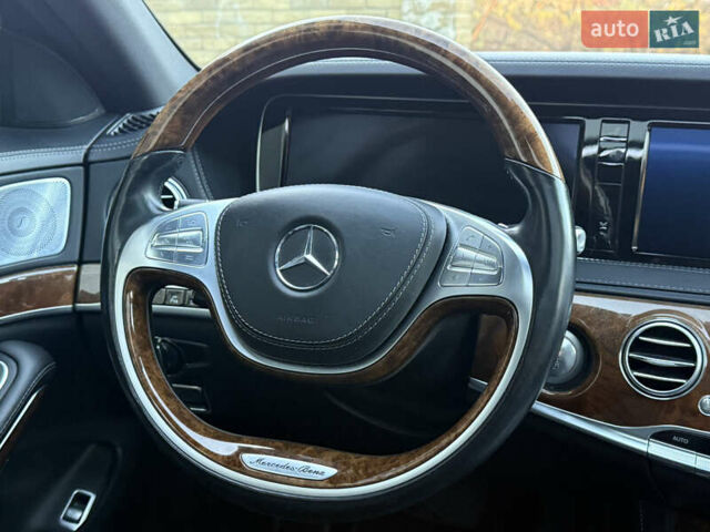 Чорний Мерседес С Клас, об'ємом двигуна 4.66 л та пробігом 195 тис. км за 27990 $, фото 58 на Automoto.ua