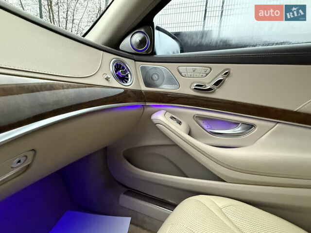 Чорний Мерседес С Клас, об'ємом двигуна 4.7 л та пробігом 193 тис. км за 27499 $, фото 104 на Automoto.ua