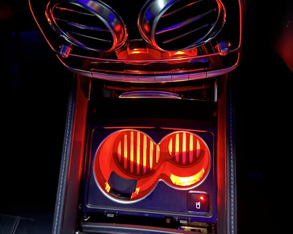 Чорний Мерседес С Клас, об'ємом двигуна 4.7 л та пробігом 140 тис. км за 29900 $, фото 58 на Automoto.ua