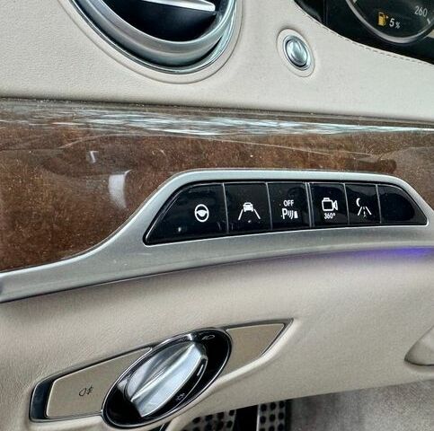 Чорний Мерседес С Клас, об'ємом двигуна 4.7 л та пробігом 189 тис. км за 22500 $, фото 23 на Automoto.ua