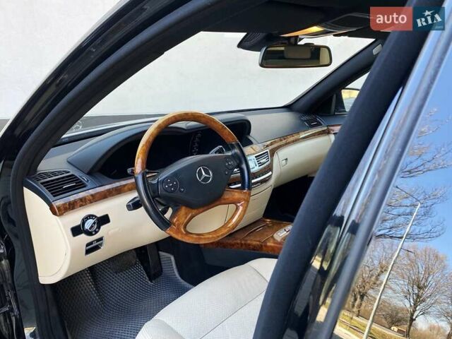 Черный Мерседес С Класс, объемом двигателя 3 л и пробегом 247 тыс. км за 17999 $, фото 27 на Automoto.ua