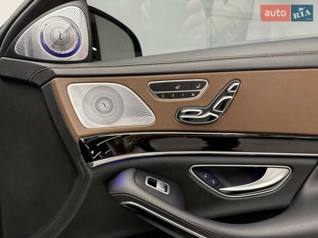 Черный Мерседес С Класс, объемом двигателя 2.99 л и пробегом 187 тыс. км за 37999 $, фото 45 на Automoto.ua