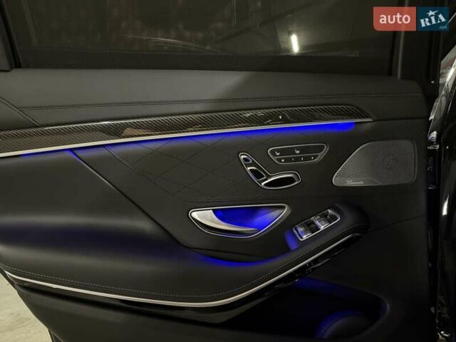 Черный Мерседес С Класс, объемом двигателя 4.66 л и пробегом 120 тыс. км за 45500 $, фото 52 на Automoto.ua