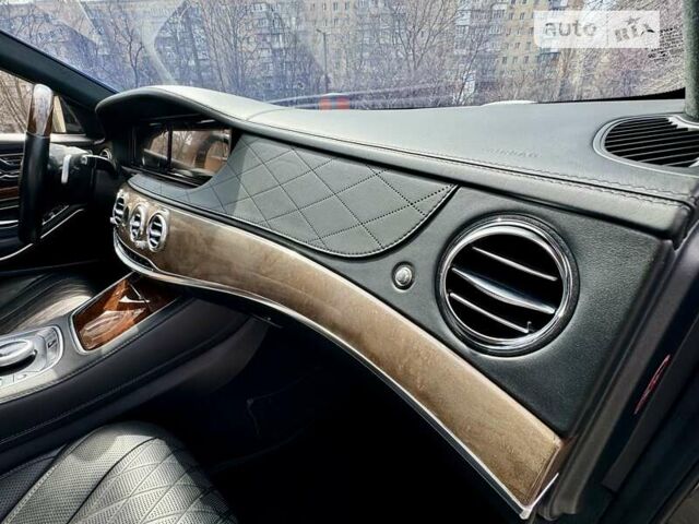 Черный Мерседес С Класс, объемом двигателя 4.66 л и пробегом 283 тыс. км за 29999 $, фото 72 на Automoto.ua