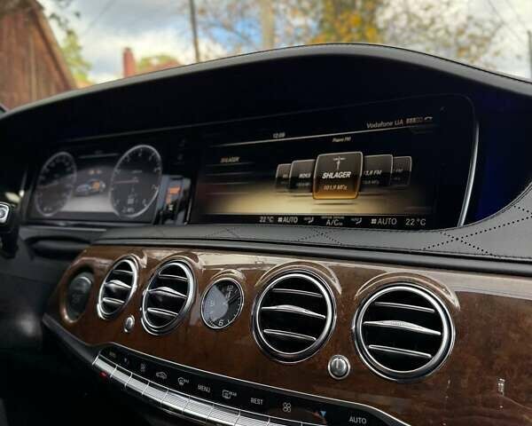 Черный Мерседес С Класс, объемом двигателя 4.66 л и пробегом 179 тыс. км за 35000 $, фото 34 на Automoto.ua