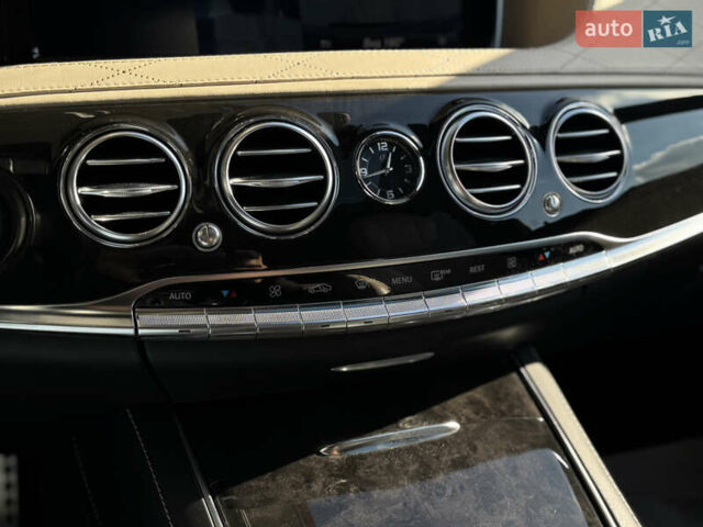 Чорний Мерседес С Клас, об'ємом двигуна 4.66 л та пробігом 226 тис. км за 33999 $, фото 12 на Automoto.ua