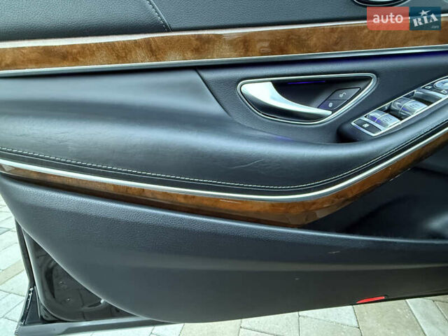 Чорний Мерседес С Клас, об'ємом двигуна 4.66 л та пробігом 195 тис. км за 27990 $, фото 40 на Automoto.ua