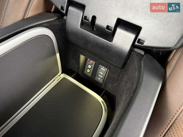 Чорний Мерседес С Клас, об'ємом двигуна 5.46 л та пробігом 120 тис. км за 39900 $, фото 104 на Automoto.ua