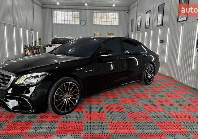 Черный Мерседес С Класс, объемом двигателя 4.66 л и пробегом 130 тыс. км за 30000 $, фото 38 на Automoto.ua