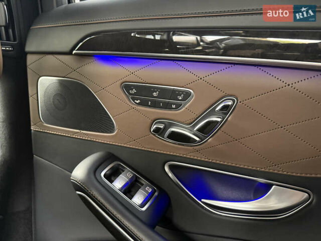 Чорний Мерседес С Клас, об'ємом двигуна 5.46 л та пробігом 120 тис. км за 39900 $, фото 96 на Automoto.ua