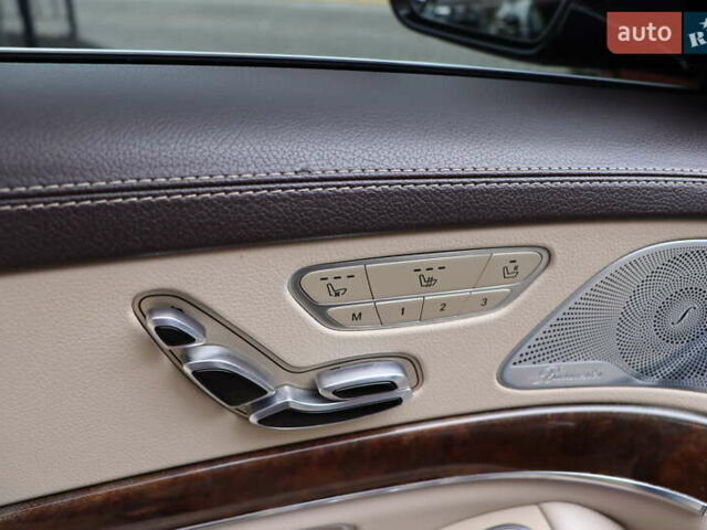 Черный Мерседес С Класс, объемом двигателя 4.7 л и пробегом 164 тыс. км за 35900 $, фото 12 на Automoto.ua