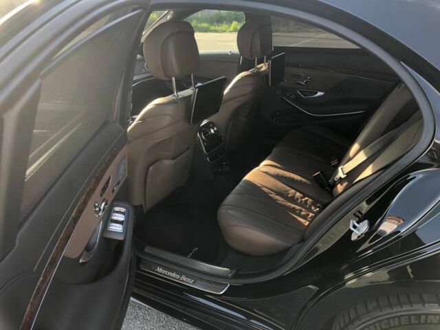 Черный Мерседес С Класс, объемом двигателя 4.7 л и пробегом 185 тыс. км за 30000 $, фото 7 на Automoto.ua