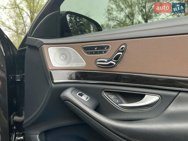 Чорний Мерседес С Клас, об'ємом двигуна 4.66 л та пробігом 120 тис. км за 32500 $, фото 39 на Automoto.ua