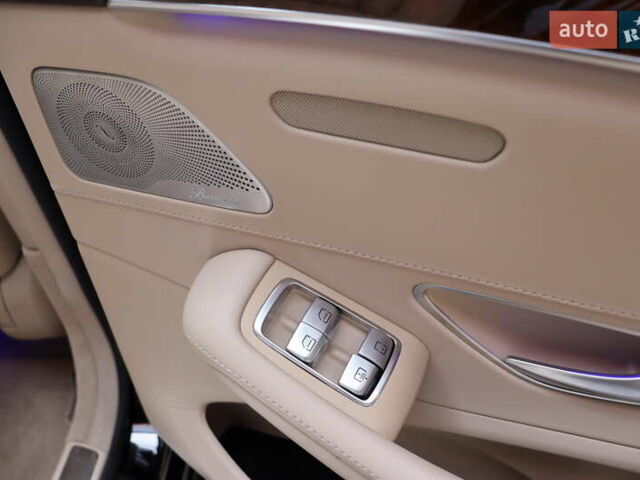 Черный Мерседес С Класс, объемом двигателя 4.7 л и пробегом 164 тыс. км за 35900 $, фото 49 на Automoto.ua