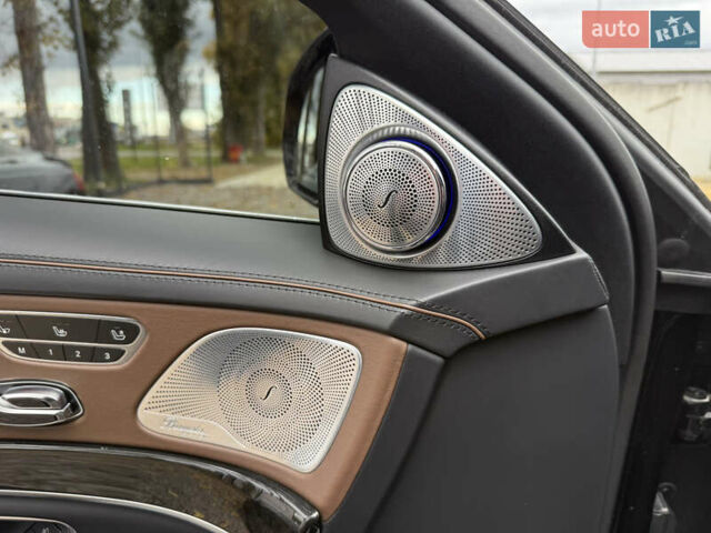 Чорний Мерседес С Клас, об'ємом двигуна 5.46 л та пробігом 120 тис. км за 39900 $, фото 119 на Automoto.ua