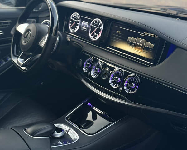 Черный Мерседес С Класс, объемом двигателя 4.66 л и пробегом 170 тыс. км за 32500 $, фото 16 на Automoto.ua