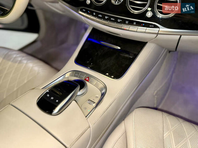 Черный Мерседес С Класс, объемом двигателя 4.7 л и пробегом 234 тыс. км за 30500 $, фото 40 на Automoto.ua