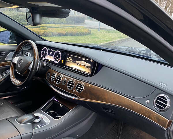 Чорний Мерседес С Клас, об'ємом двигуна 4.7 л та пробігом 230 тис. км за 26000 $, фото 14 на Automoto.ua