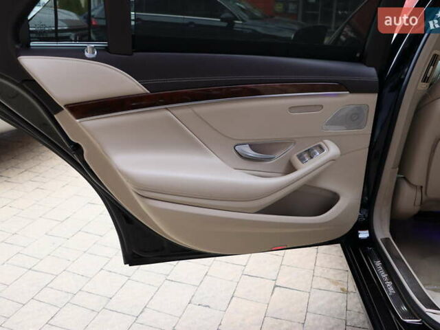 Черный Мерседес С Класс, объемом двигателя 4.7 л и пробегом 164 тыс. км за 35900 $, фото 36 на Automoto.ua