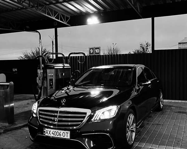 Черный Мерседес С Класс, объемом двигателя 4.66 л и пробегом 205 тыс. км за 30000 $, фото 7 на Automoto.ua