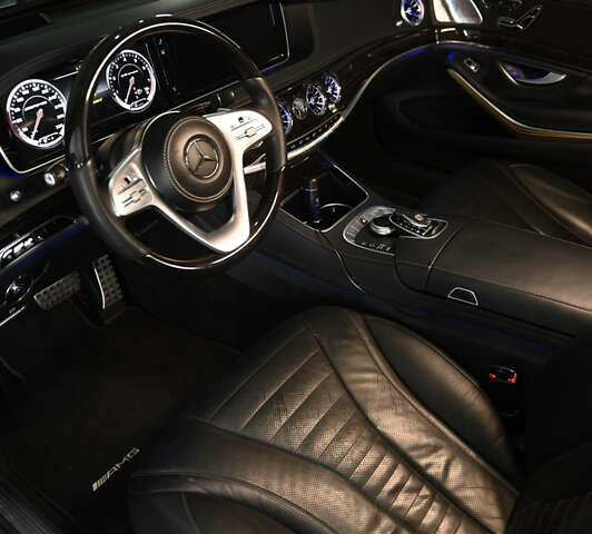 Черный Мерседес С Класс, объемом двигателя 4.66 л и пробегом 130 тыс. км за 30000 $, фото 9 на Automoto.ua