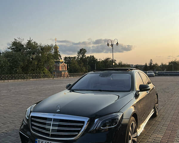 Черный Мерседес С Класс, объемом двигателя 4.66 л и пробегом 205 тыс. км за 30000 $, фото 12 на Automoto.ua