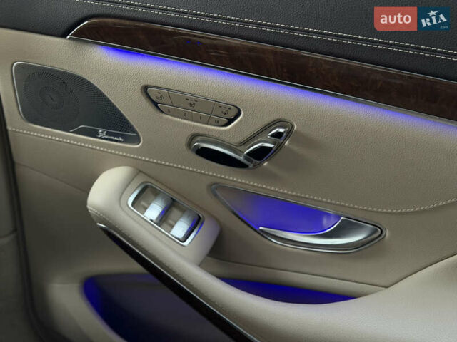 Чорний Мерседес С Клас, об'ємом двигуна 3 л та пробігом 149 тис. км за 32500 $, фото 32 на Automoto.ua