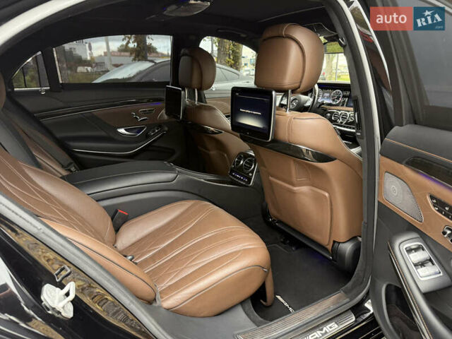 Чорний Мерседес С Клас, об'ємом двигуна 5.46 л та пробігом 120 тис. км за 39900 $, фото 109 на Automoto.ua