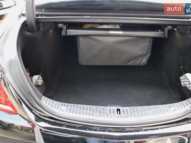 Черный Мерседес С Класс, объемом двигателя 4.7 л и пробегом 164 тыс. км за 35900 $, фото 45 на Automoto.ua