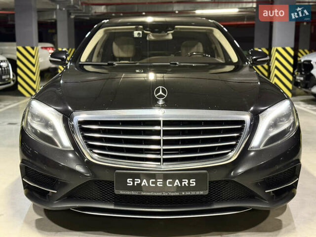 Черный Мерседес С Класс, объемом двигателя 4.7 л и пробегом 234 тыс. км за 30500 $, фото 3 на Automoto.ua