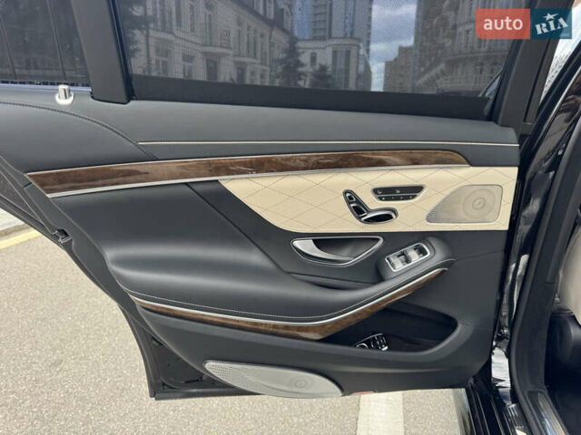 Черный Мерседес С Класс, объемом двигателя 5.98 л и пробегом 120 тыс. км за 105000 $, фото 13 на Automoto.ua