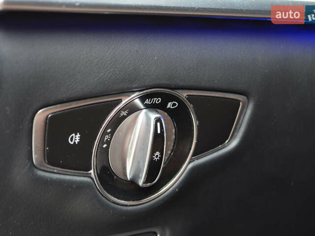 Чорний Мерседес С Клас, об'ємом двигуна 4.66 л та пробігом 134 тис. км за 41400 $, фото 37 на Automoto.ua