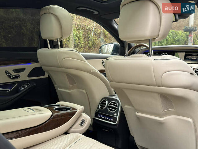 Черный Мерседес С Класс, объемом двигателя 2.99 л и пробегом 267 тыс. км за 30000 $, фото 6 на Automoto.ua