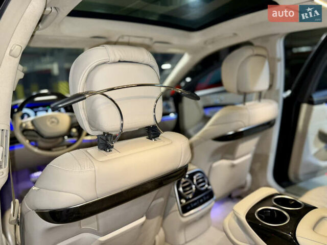 Черный Мерседес С Класс, объемом двигателя 4.66 л и пробегом 234 тыс. км за 27900 $, фото 23 на Automoto.ua