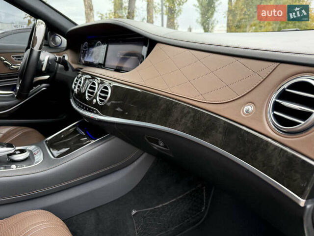 Чорний Мерседес С Клас, об'ємом двигуна 5.46 л та пробігом 120 тис. км за 39900 $, фото 117 на Automoto.ua